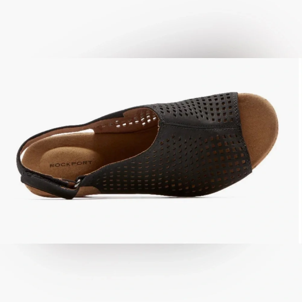 NWOB Women’s Black Rockport Briah Preforated Slingback Wedge Sandal Size 5.5